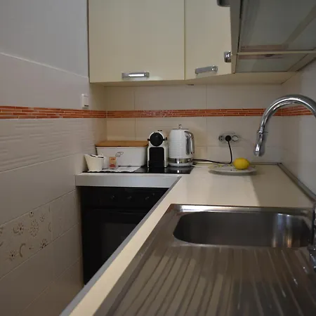 House Suzana Пула